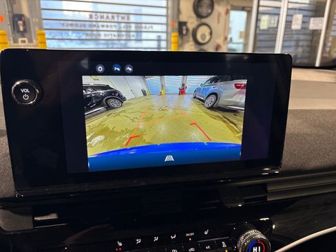 Used 2025 Honda Prologue EX image 20