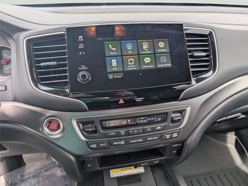 Used 2022 Honda Pilot Special Edition image 18