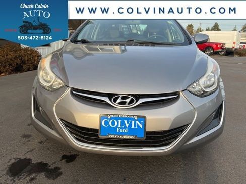 Used 2015 Hyundai Elantra SE image 4
