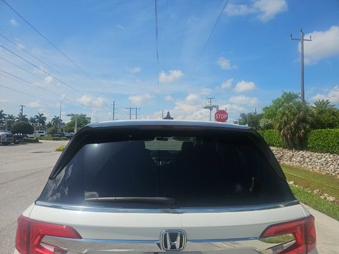 Used 2019 Honda Odyssey EX-L image 7