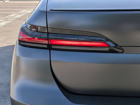 New 2026 BMW 740i RWD image 24