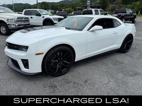 Used 2015 Chevrolet Camaro ZL1 RWD image 5