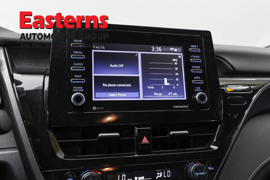 Used 2024 Toyota Camry SE FWD image 19