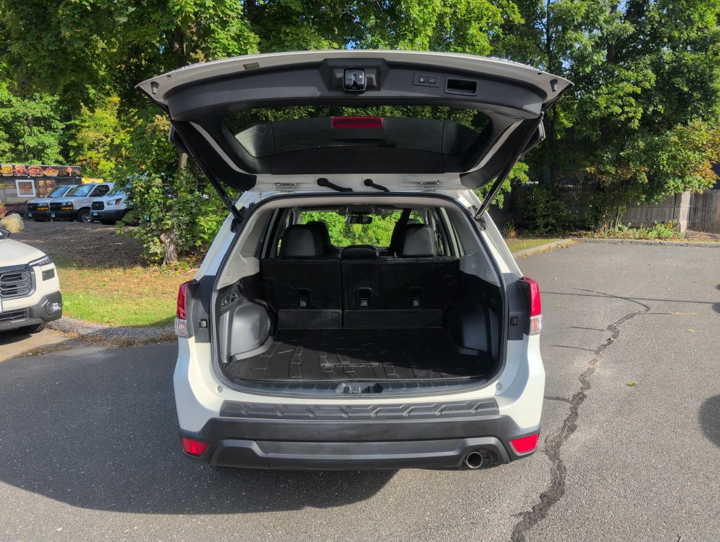 Used 2019 Subaru Forester Limited AWD/4WD image 32