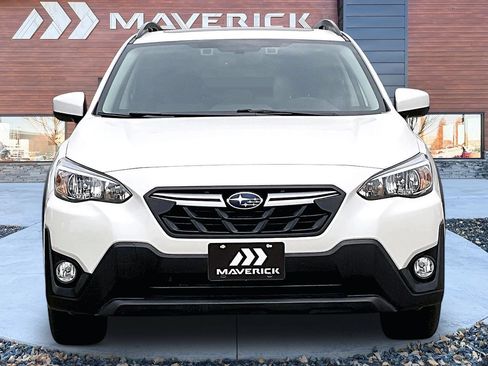 Used 2023 Subaru Crosstrek 2.0i Premium w/ Popular Package #3 AWD/4WD image 2