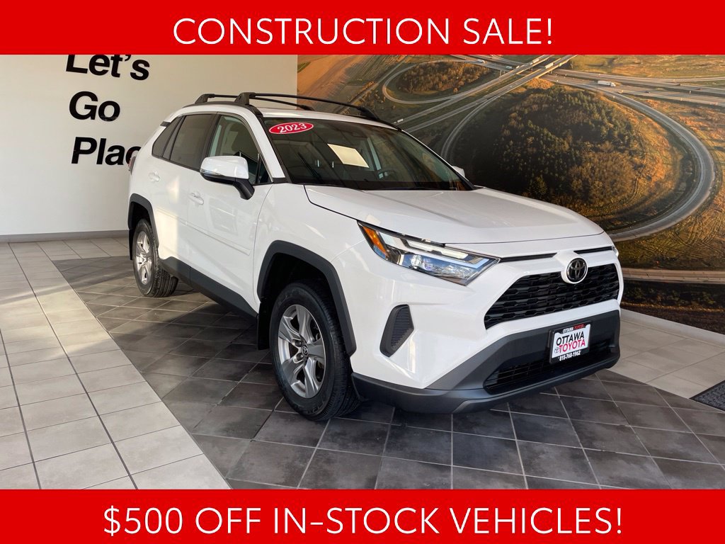 Used 2023 Toyota RAV4 XLE w/ Convenience Package AWD/4WD image 1