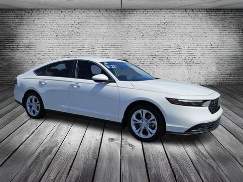 Certified 2025 Honda Accord LX image 7