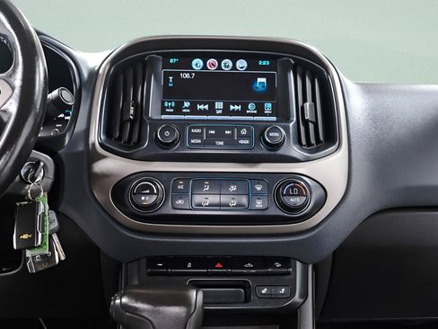 Used 2016 Chevrolet Colorado Z71 AWD/4WD image 13