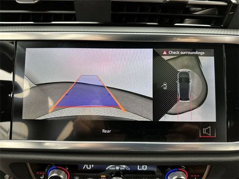 Certified 2024 Audi Q3 2.0T Premium Plus w/ Premium Plus Package image 17