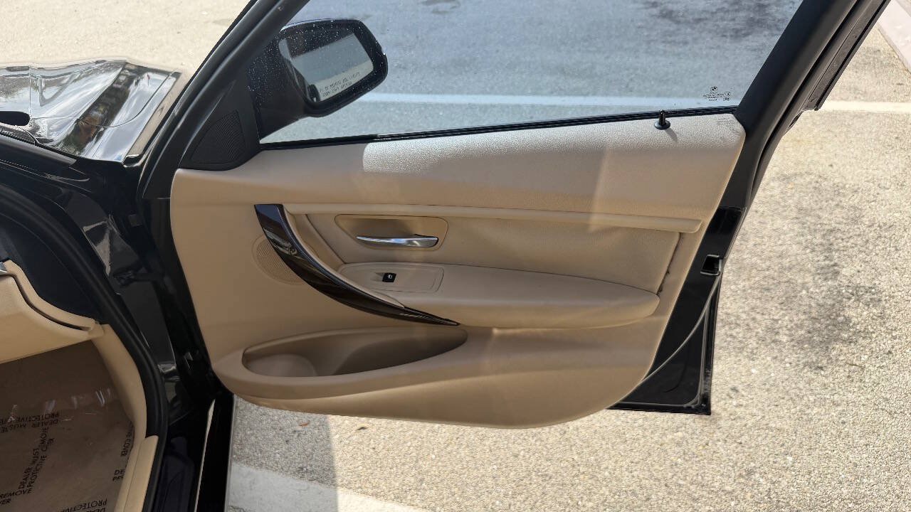Used 2014 BMW 328i Sedan RWD image 18