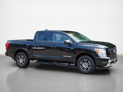 Used 2024 Nissan Titan SV w/ SV Convenience Package