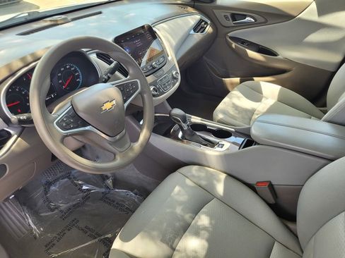 Used 2022 Chevrolet Malibu LT FWD image 23