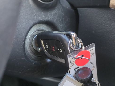 Used 2023 Toyota RAV4 LE image 30