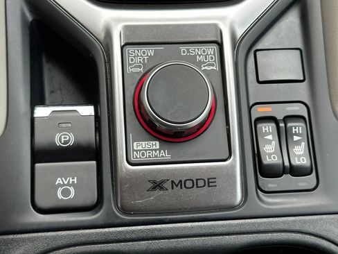 Used 2019 Subaru Forester Limited image 29