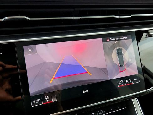 Used 2023 Audi Q7 3.0T Premium Plus image 19