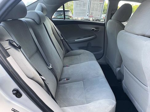 Used 2011 Toyota Corolla LE FWD image 24