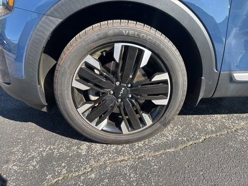 Used 2024 Kia Telluride SX Prestige image 8