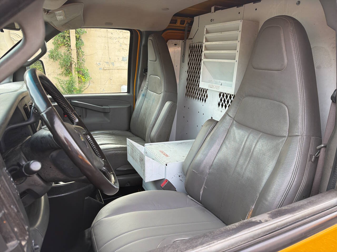 Used 2018 Chevrolet Express 2500 Extended w/ Driver Convenience Package RWD image 5