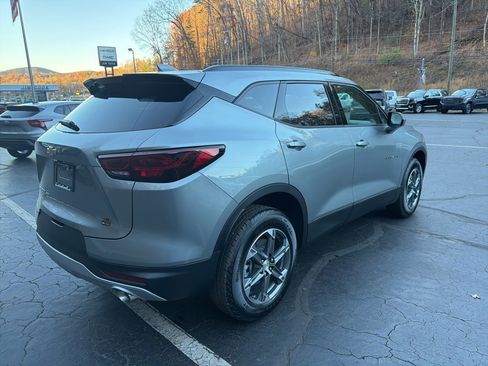 New 2026 Chevrolet Blazer LT image 4