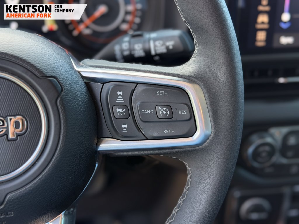 Used 2026 Jeep Wrangler Unlimited Sahara AWD/4WD image 16
