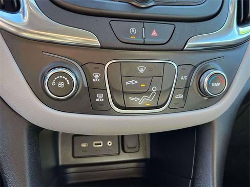 Certified 2024 Chevrolet Equinox LS w/ LS Convenience Package image 32