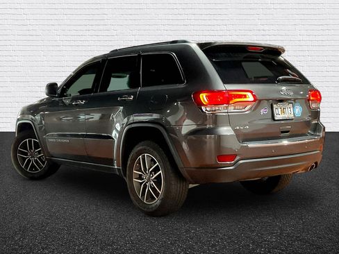 Used 2021 Jeep Grand Cherokee Limited AWD/4WD image 5