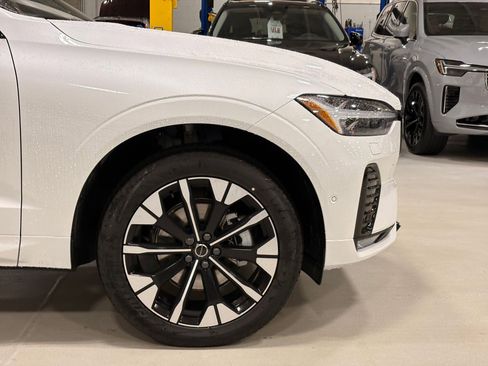 Used 2026 Volvo XC60 B5 Plus w/ Protection Package Premier image 11