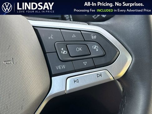 Used 2024 Volkswagen Taos SE AWD/4WD image 20
