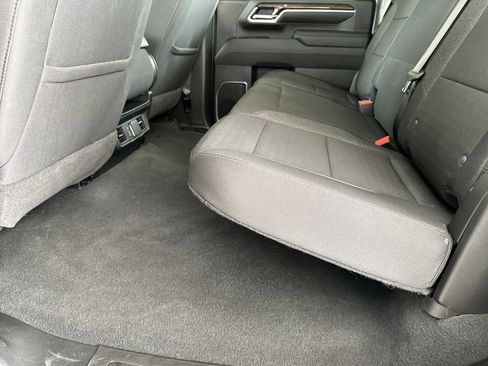 Used 2025 Chevrolet Silverado 2500 LT w/ Convenience Package AWD/4WD image 30