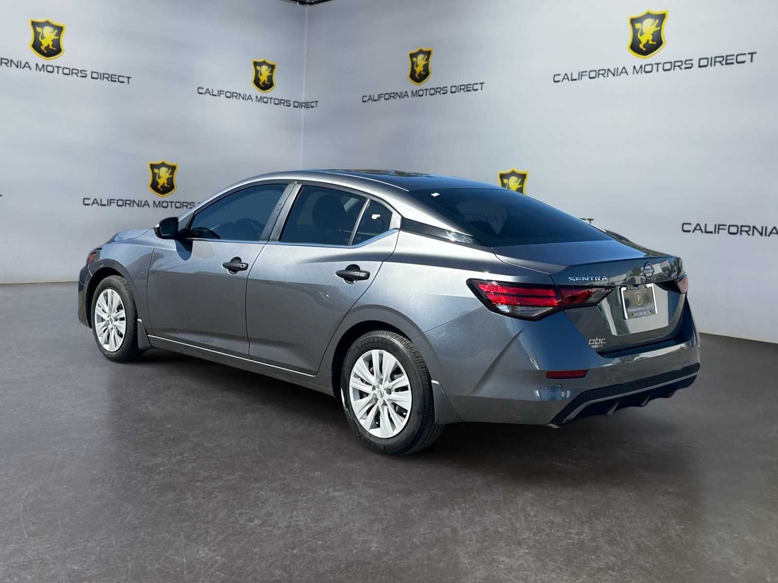 Used 2025 Nissan Sentra S FWD image 3