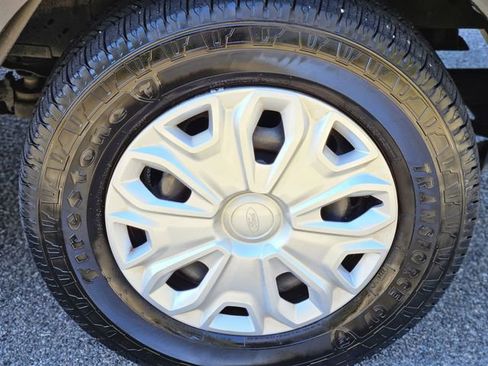 Used 2022 Ford Transit 350 XLT image 10