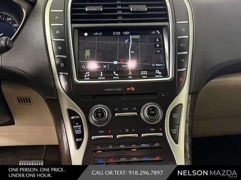Used 2018 Lincoln MKX Reserve w/ Driver Assistance Package FWD image 29
