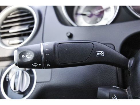 Used 2014 Mercedes-Benz C 250 Sedan image 17