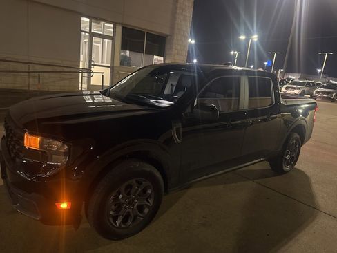 Certified 2025 Ford Maverick XLT w/ Equipment Group 302A image 1