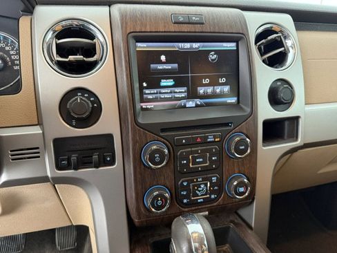 Used 2014 Ford F150 Lariat w/ Equipment Group 502A Luxury AWD/4WD image 11