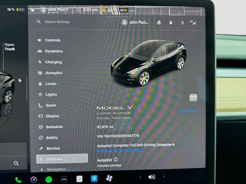 Used 2024 Tesla Model Y Long Range AWD/4WD image 8