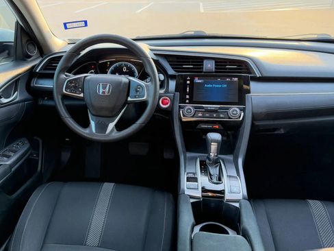 Used 2017 Honda Civic EX image 12