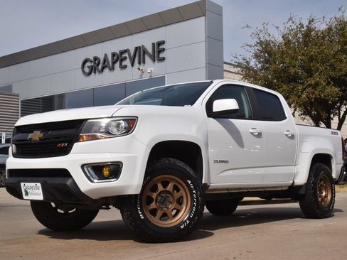 Used 2018 Chevrolet Colorado Z71 image 1