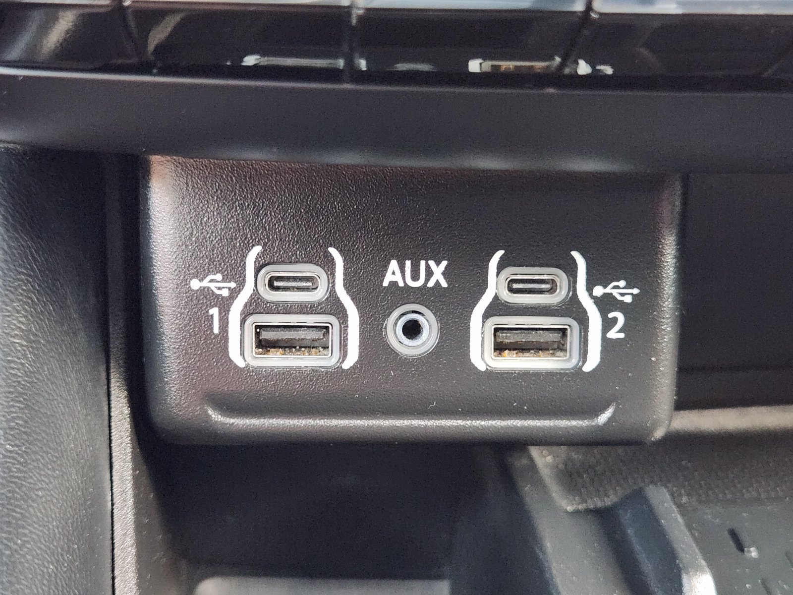 Used 2025 Dodge Durango GT AWD/4WD image 24