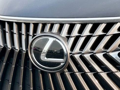 Used 2023 Lexus ES 350 Luxury w/ Accessory Package (Z1) image 5