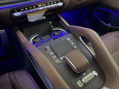 New 2026 Mercedes-Benz GLS 580 4MATIC image 25