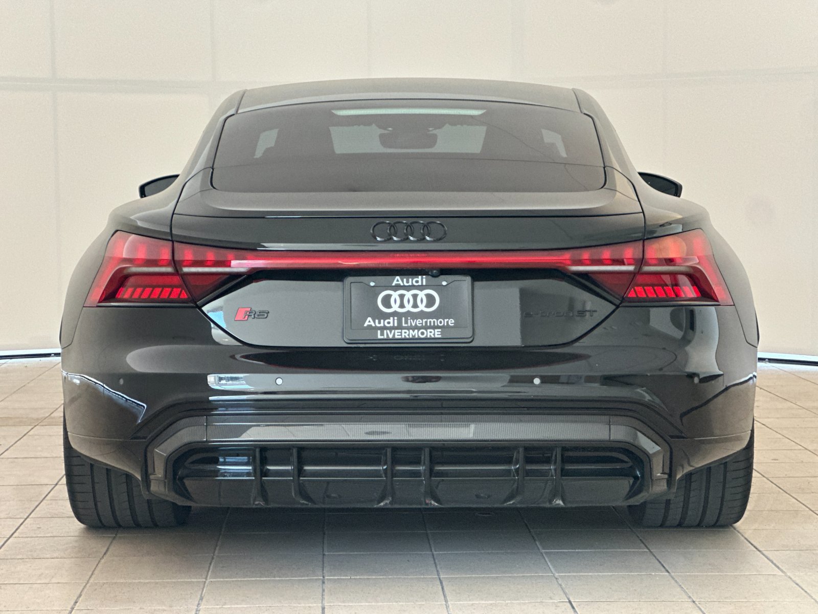 Used 2023 Audi RS e-tron GT AWD/4WD image 5