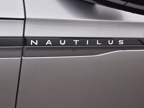 New 2026 Lincoln Nautilus Reserve w/ Jet Appearance Package AWD/4WD image 41