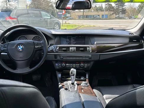 Used 2012 BMW 528i xDrive Sedan AWD/4WD image 9