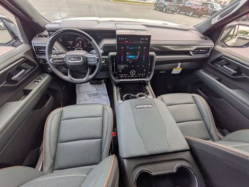 New 2026 GMC Yukon AT4 w/ AT4 Premium Plus Package AWD/4WD image 32