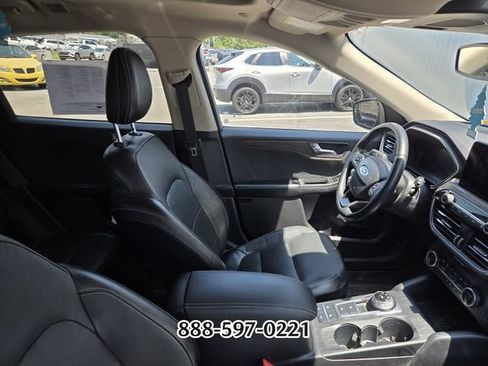 Used 2020 Ford Escape Titanium AWD/4WD image 10
