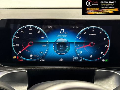 Used 2021 Mercedes-Benz GLB 250 4MATIC image 29