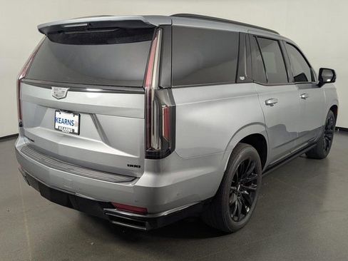 Used 2024 Cadillac Escalade Sport w/ LPO, ONYX Package image 7