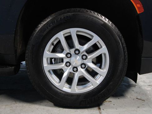 Used 2023 Chevrolet Tahoe LT image 40