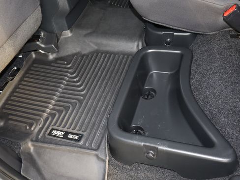 Used 2022 Nissan Frontier SV image 22